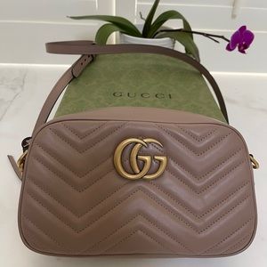 🌸AUTHENTIC GUCCI CROSSBODY BAG🌸